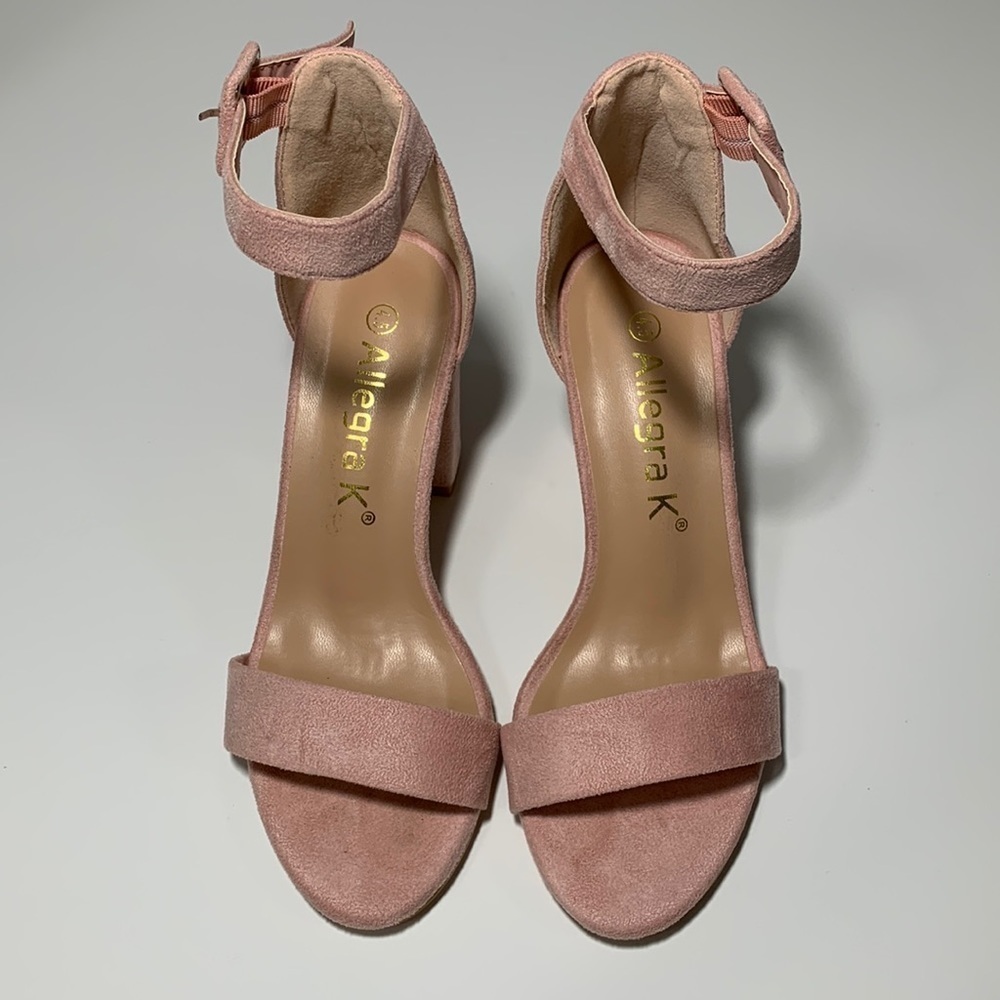 Allegra light pink suede like heels Size4.5 NIB have been tried on, reduced